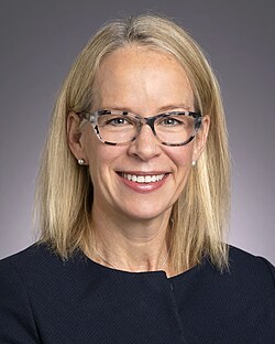 Photo of Kelly Morrison
