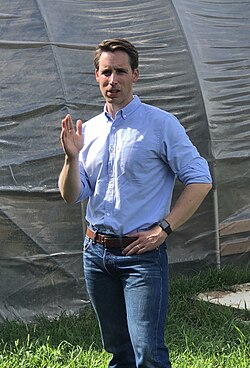 Photo of Josh Hawley